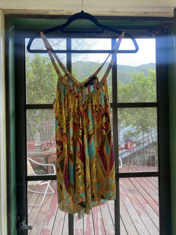 t-bags tank top los angeles size Small super cute yellow orange blue & burgandy 