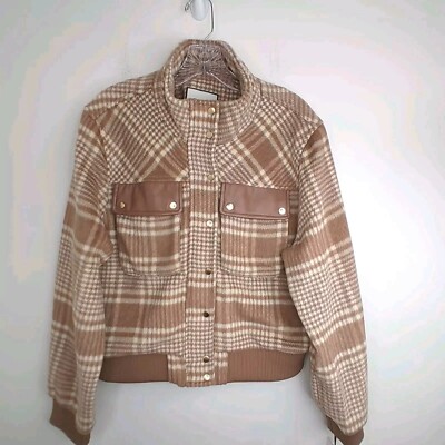 Bagatelle Women's Large Jacket Plaid Beige White Cropped Fleece Zip Up New
