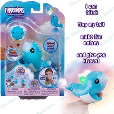 Fingerlings Baby Light-up Dolphin, Sensor Kiss Tech, Blinks eyes, Flapping tail