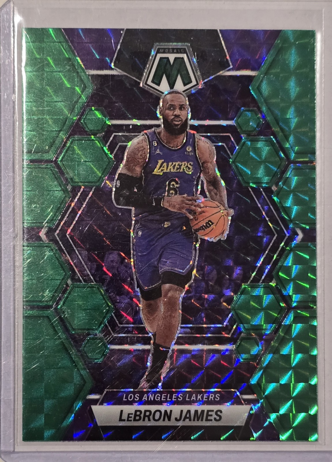 2022-23 Panini Mosaic #98 LeBron James Green Mosaic