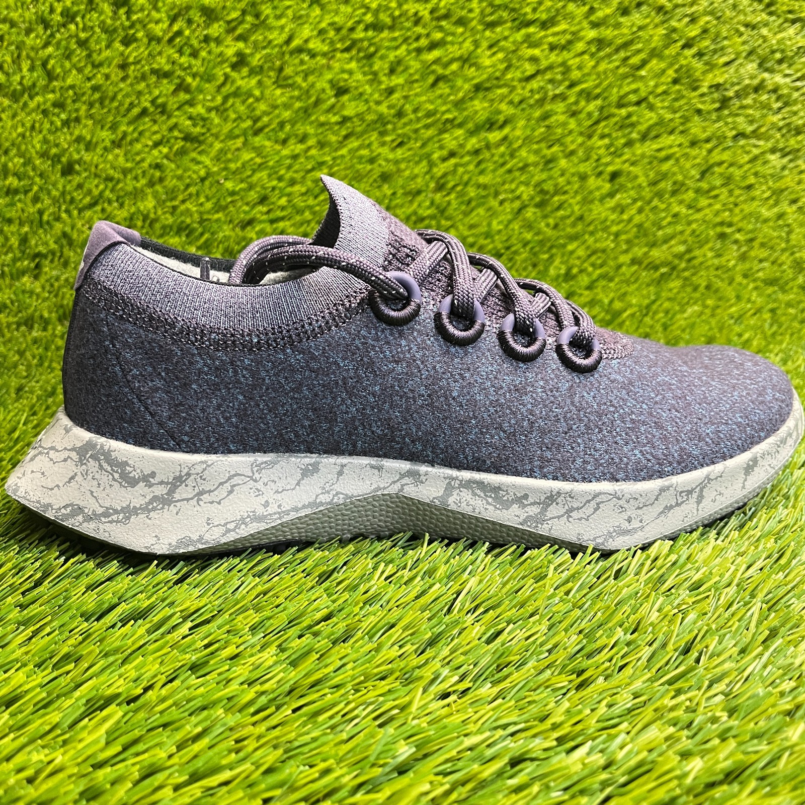 Allbirds Wool Dasher Mizzles Womens Size 9 Purple Gray Runni