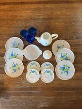 Vintage Child  s 17 Pc Tea Set Blue Bird Pattern