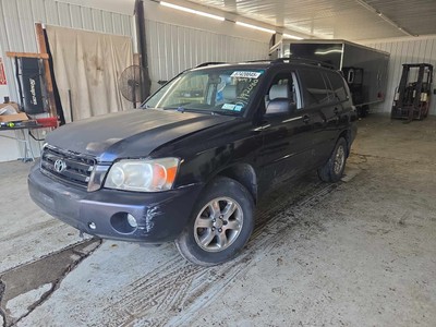 Used Rear Drive Axle Shaft fits: 2007 Toyota Highlander Rear Axle AWD Rear Grade