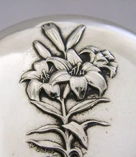 IRIS ART NOUVEAU STERLING SILVER DRESSING TABLE BOX or TEA CADDY 1907 ANTIQUE