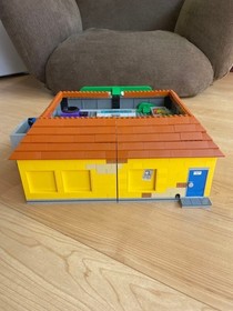 LEGO The Simpsons The Kwik-E-Mart 71016 In 2015 Used Retired W/Manual As Is