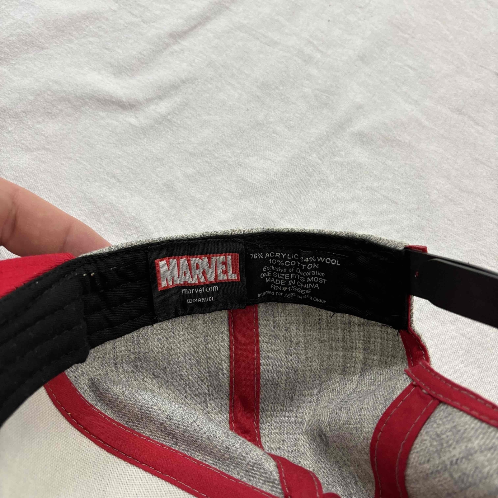 Marvel Deadpool Men Snapback Flat Cap Gray Red Ad… - image 7