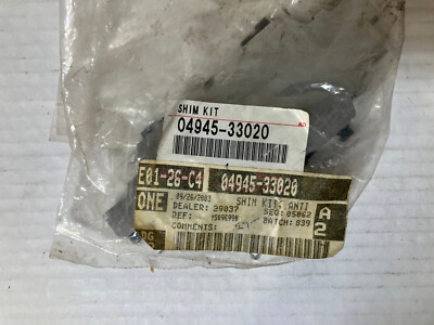 Toyota Genuine OEM 04495-33020 Shoe Kit Rear Brake 0449533020 for 