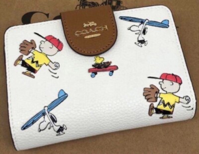 Coach Peanuts Snoopy Charlie Brown Bi-fold Wallet White Outlet