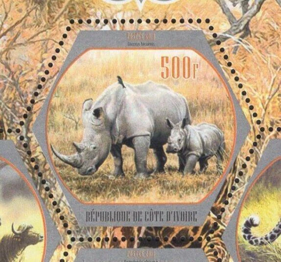 Fauna africana rinoceronte pantera jirafa elefante Sov. Hoja de 4 estampillas MNH Foto 2 de 4