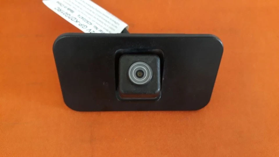 15 MONTAJE CÁMARA DE VISIÓN TRASERA CHEVY TAHOE 23432248 Foto 3 de 4