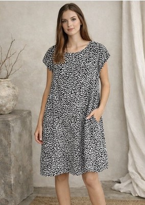 linen blend summer dresses Navy Linen-Blend Broderie Summer Dress - Chinti & Parker USD