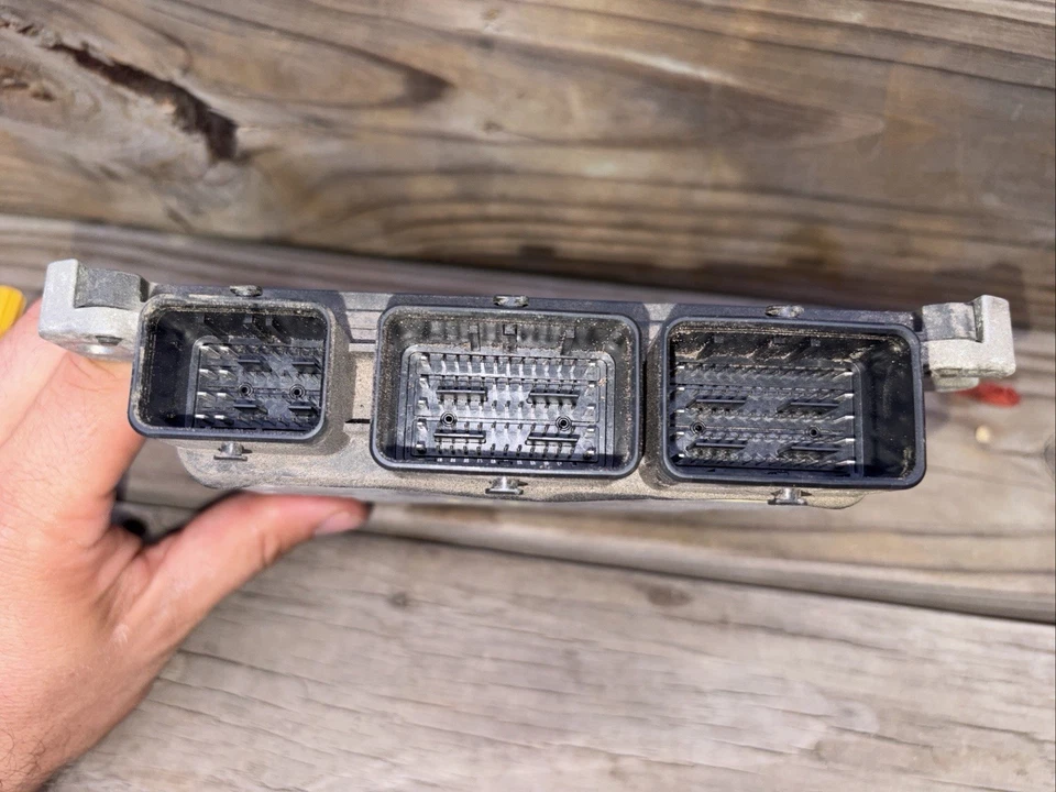 Original OEM Nissan ECM NEC041-063 se adapta al módulo de control del motor Infiniti QX50 2019 Foto 4 de 4