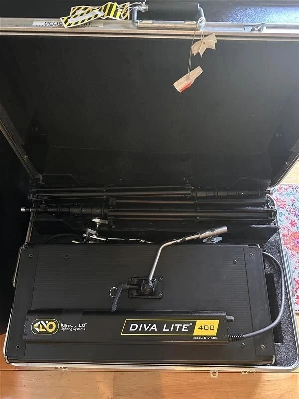 Kit Completo KINO FLO DIVA LITE 400 Foto 2 de 4