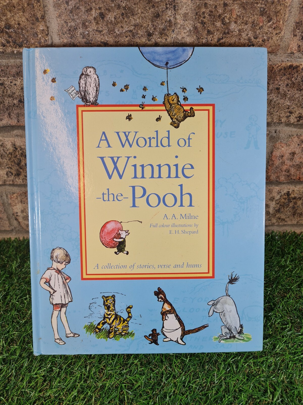 A World of Winnie-the-Pooh: A Collection of Stories,... by Milne, A. A. Hardback