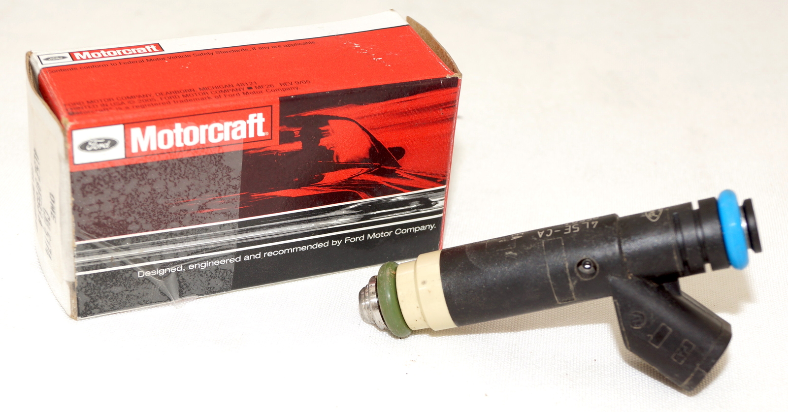Genuine OEM Motorcraft CM5174 Fuel Injector Ford 4L5Z9F593A | eBay