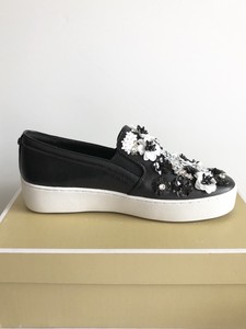 michael kors trent slip on black