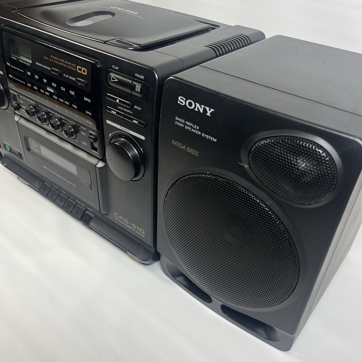 Sony CFD-510 Mega Bass Boombox AM/FM CD Cassette Player Partially