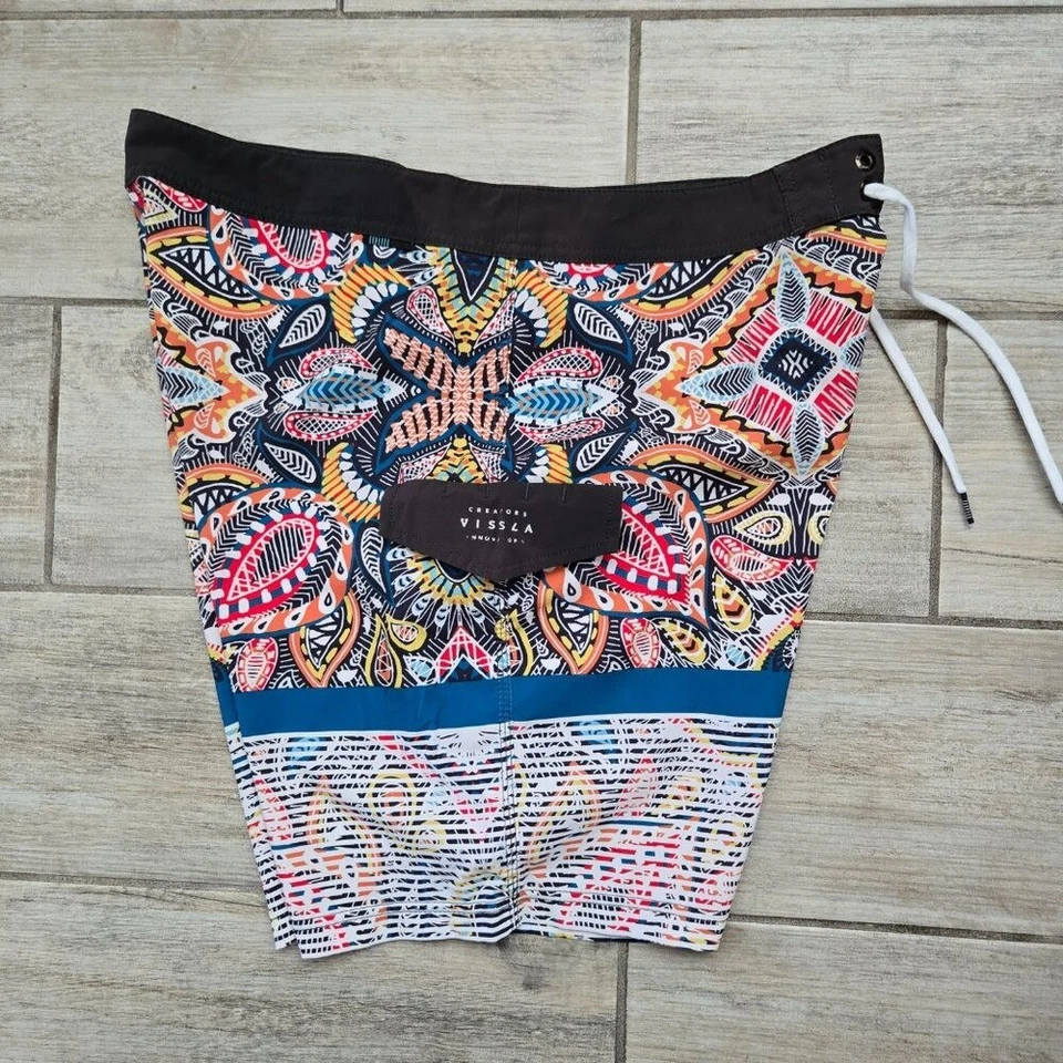 Pantalones Cortos de Tabla Hebilla X Vissla Paisley Multicolor Para Hombre Piscina Playa Resort Playa 36 Foto 2 de 4