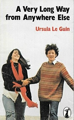 A Very Long Way from Anywhere Else Buch Penguin