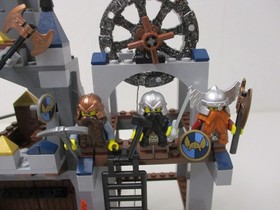 (AH 4) LEGO 7036 Dwarves' Mine Castle Fantasy Era with original box and BA