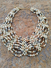 Womans Multi strane multi colored pearl neckl...