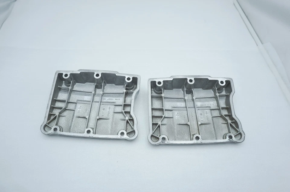 Harley Dyna Super Glide 2004 FXD fabricante de equipos originales doble cámara cubierta basculante superior 17571-99 Foto 2 de 4