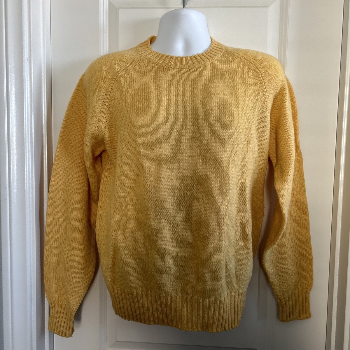 VTG 80s JC Penney The Fox Wool Acrylic Sweater Yellow Medium Crew 