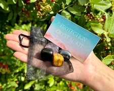 Protection Crystal Kit, 4 pcs In Pouch - Amethyst, Hematite, Shungite, Tiger Eye