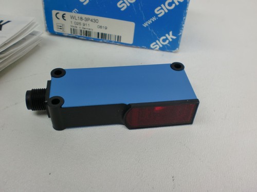 Sick WL18-3P430 1 025 911 Photoelectric Sensor 10-30VDC - Picture 5 of 6