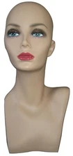 Realistic Face Fiberglass Adult Female Mannequin Head with Detailed Face Make Up