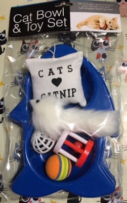 Fish Shaped Double Feeder Bowl + Toys - Cats food water catnip ball kitten cute