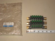 3x New SMC KM12-06-02-10 One-Touch Fitting Air Manifold