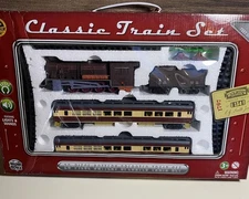 WOW TOYZ 20 Piece Battery Operated Classic Train Set W/ Lights + Sounds