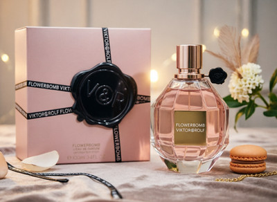 Flowerbomb by Viktor & Rolf 3.4 oz 100ML Eau De Parfum Brand New Sealed In Box