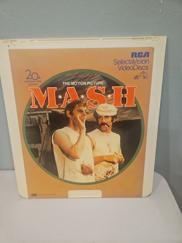 Mash The Motion Picture RCA SelectaVision CED VideoDisc Donald Sutherland