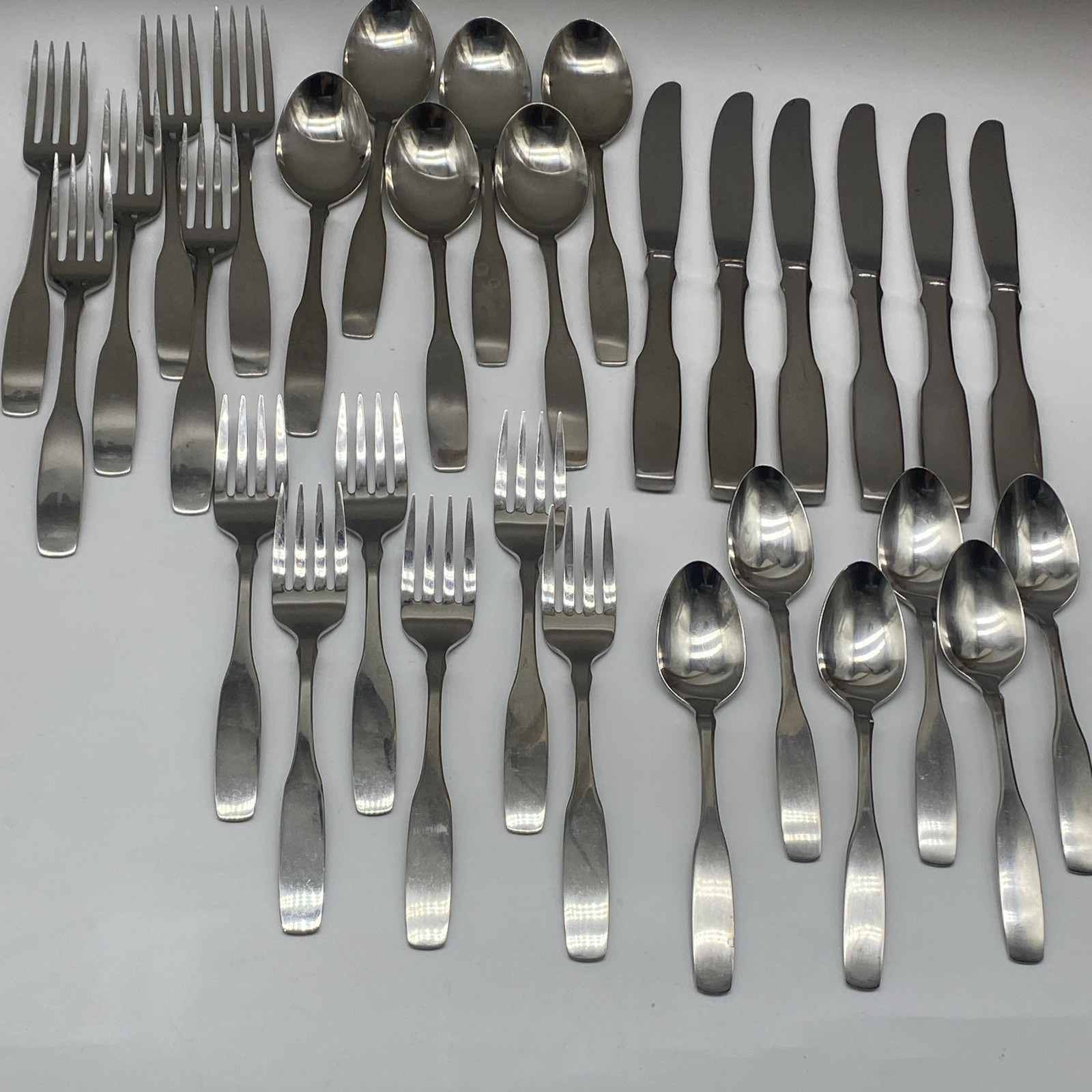 Oneida PAUL REVERE 30 Piece Sets 6 PLACE SETTINGS