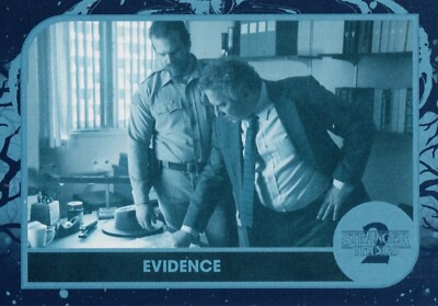 Stranger Things 2, ST-31 (Evidence) Upside Down Parallel Card #20/99