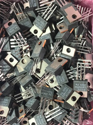 National Semiconductor LM340T-5.0  Texas Instruments