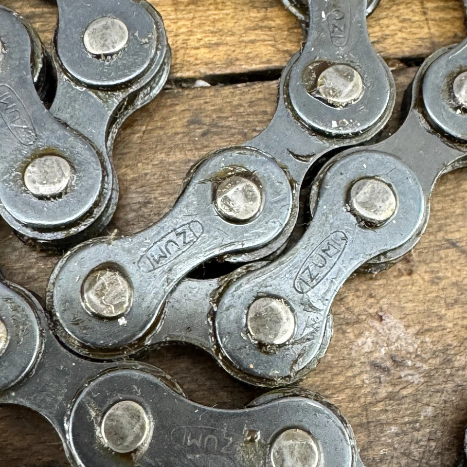 Bicicleta de Colección IZUMI Cadena NOS 3/32 112 Antigua Carretera BMX 1980 70s 80s Despegue A2 Foto 2 de 4