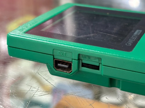 NINTENDO GAMEBOY POCKET IN GREEN - MODEL MGB-001 / SCREEN BURN - Picture 6 of 16