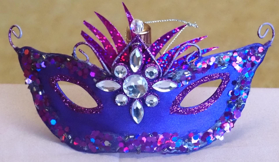 Set of Three Beautiful Masquerade Masks / Pink / Blue & Purple. - Image 4 of 4