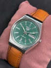 Vintage Refurbished Seiko 5 Automatic Men's Day/Date Japan Made Wrist Watch