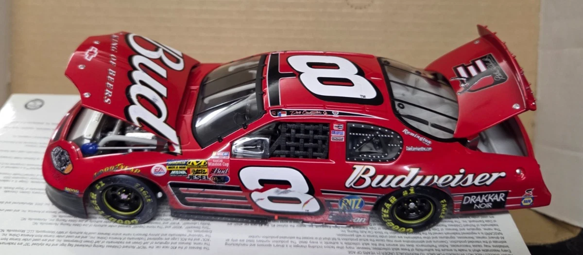 Dale Earnhardt Jr. LE NASCAR #8 D.M.P / 2003 Monte Carlo - 1:24 24 KT Premium Action Diecast Car Pristineauction.com