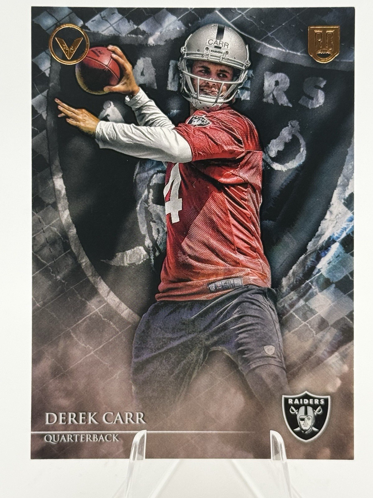 Derek Carr Topps Valor #12 Base