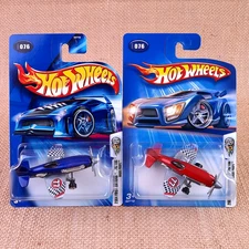 2004 Hot Wheels #076 Madd Props First Editions Micro 5SP  Lot of 2