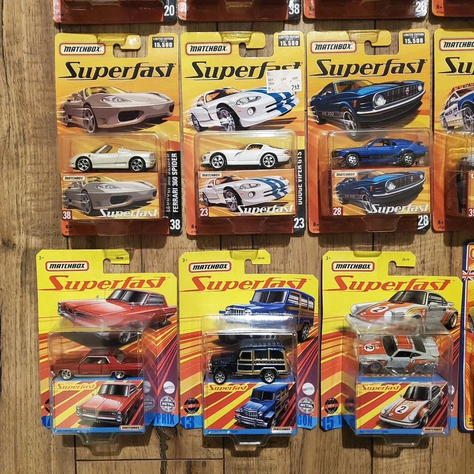 12 Matchbox 2005 Superfast Porsche 911 Turbo, Ferrari, Mustang, Lotus, Impala - Image 4 of 4