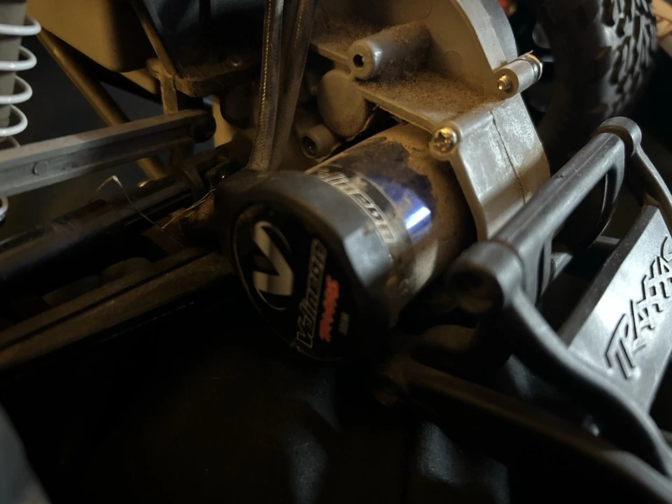 Traxxas Stampede 2WD atualizado - Imagem 4 de 4