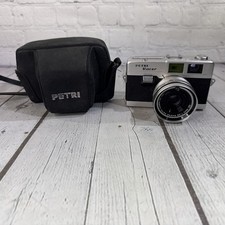 VINTAGE UNTESTED Petri Racer 35mm Camera w/ Case for Parts Or Repair See Details