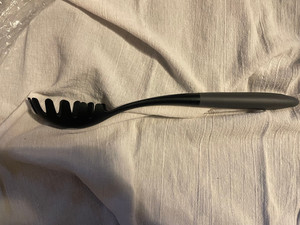 CALPHALON SELECT SPAGHETTI SPOON - NEW