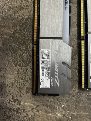 G. Skill Trident Z5 32GB DDR4 RGB  3200mhz xmp 2.0